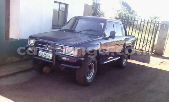 Buy Used Toyota Hilux Black Car in Siteki in Lubombo District Buy Used Toyota Hilux Black Car in Siteki in Lubombo District