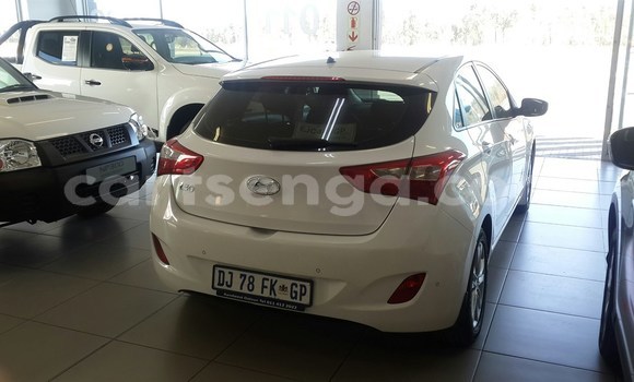Acheter Occasion Voiture Hyundai i30 Blanc à Ezulwini, Hhohho Acheter Occasion Voiture Hyundai i30 Blanc à Ezulwini, Hhohho