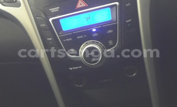 Acheter Occasion Voiture Hyundai i30 Blanc à Ezulwini, Hhohho Acheter Occasion Voiture Hyundai i30 Blanc à Ezulwini, Hhohho