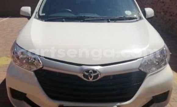 Acheter Occasion Voiture Toyota Avanza Blanc à Hlatikulu, Shiselweni District Acheter Occasion Voiture Toyota Avanza Blanc à Hlatikulu, Shiselweni District