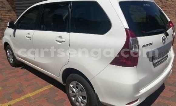 Acheter Occasion Voiture Toyota Avanza Blanc à Hlatikulu, Shiselweni District Acheter Occasion Voiture Toyota Avanza Blanc à Hlatikulu, Shiselweni District