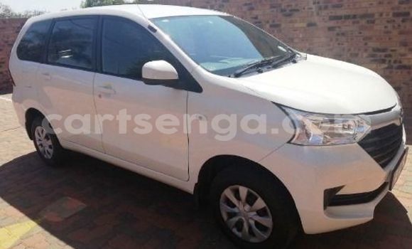Acheter Occasion Voiture Toyota Avanza Blanc à Hlatikulu, Shiselweni District Acheter Occasion Voiture Toyota Avanza Blanc à Hlatikulu, Shiselweni District