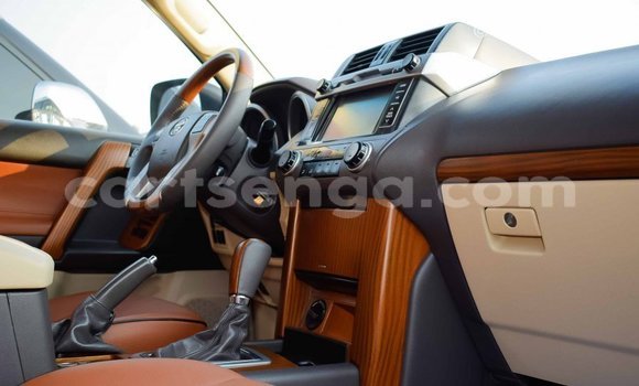 Nunua Imported Toyota Prado White Gari ndani ya Import - Dubai nchini Hhohho Nunua Imported Toyota Prado White Gari ndani ya Import - Dubai nchini Hhohho