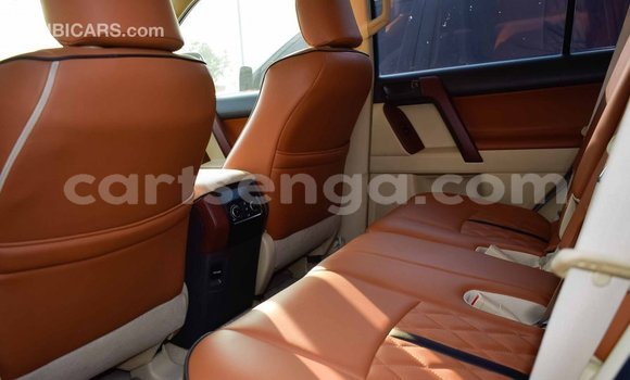 Buy Import Toyota Prado White Car in Import - Dubai in Hhohho Buy Import Toyota Prado White Car in Import - Dubai in Hhohho