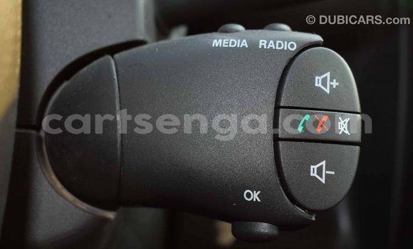 Buy Import Renault Duster White Car in Import - Dubai in Hhohho Buy Import Renault Duster White Car in Import - Dubai in Hhohho