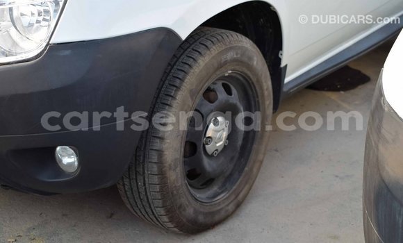Buy Import Renault Duster White Car in Import - Dubai in Hhohho Buy Import Renault Duster White Car in Import - Dubai in Hhohho
