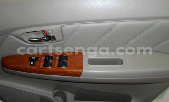 Acheter Occasion Voiture Toyota Fortuner Blanc à Ezulwini, Hhohho Acheter Occasion Voiture Toyota Fortuner Blanc à Ezulwini, Hhohho