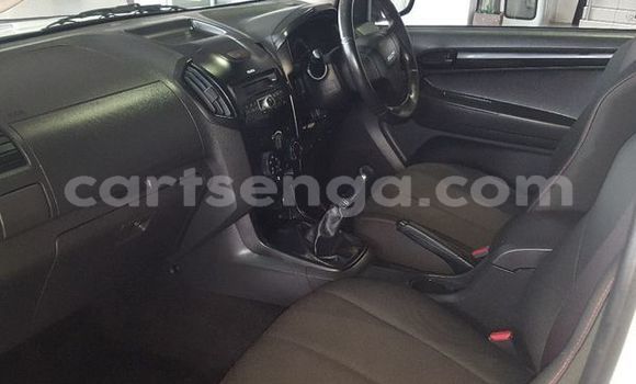 Acheter Occasion Voiture Isuzu KB Blanc à Ezulwini, Hhohho Acheter Occasion Voiture Isuzu KB Blanc à Ezulwini, Hhohho