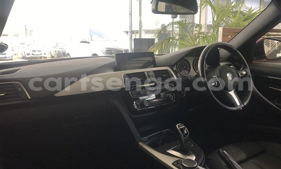 Acheter Occasion Voiture BMW 3–Series Rouge à Ezulwini, Hhohho Acheter Occasion Voiture BMW 3–Series Rouge à Ezulwini, Hhohho