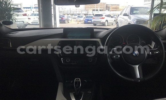 Acheter Occasion Voiture BMW 3–Series Rouge à Ezulwini, Hhohho Acheter Occasion Voiture BMW 3–Series Rouge à Ezulwini, Hhohho