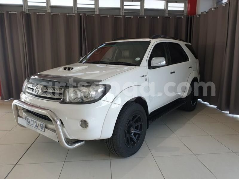 Big with watermark toyota fortuner hhohho ezulwini 10810