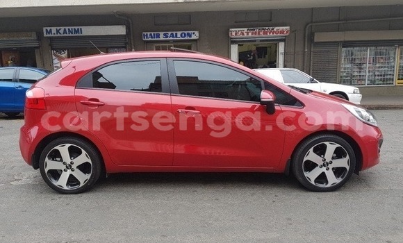 Nunua Ilio tumika Kia Rio Red Gari ndani ya Ezulwini nchini Hhohho Nunua Ilio tumika Kia Rio Red Gari ndani ya Ezulwini nchini Hhohho