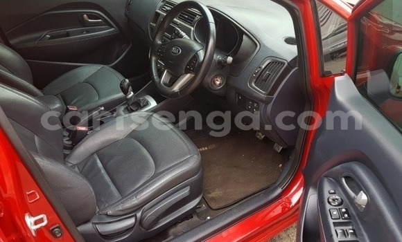 Nunua Ilio tumika Kia Rio Red Gari ndani ya Ezulwini nchini Hhohho Nunua Ilio tumika Kia Rio Red Gari ndani ya Ezulwini nchini Hhohho