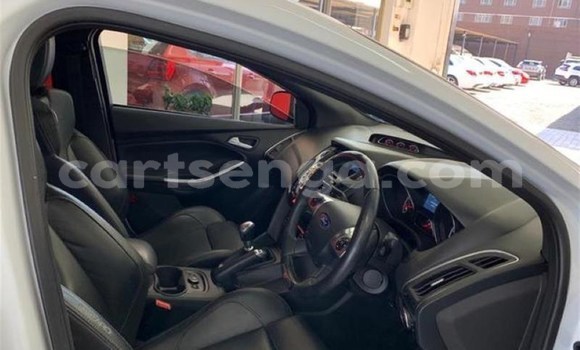 Acheter Occasion Voiture Ford Focus Blanc à Ezulwini, Hhohho Acheter Occasion Voiture Ford Focus Blanc à Ezulwini, Hhohho