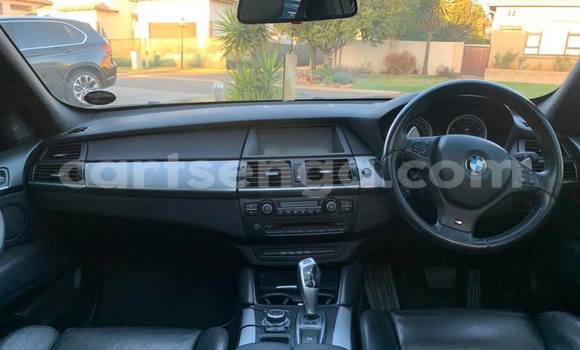 Nunua Ilio tumika BMW X5 Silver Gari ndani ya Bulembu nchini Hhohho Nunua Ilio tumika BMW X5 Silver Gari ndani ya Bulembu nchini Hhohho