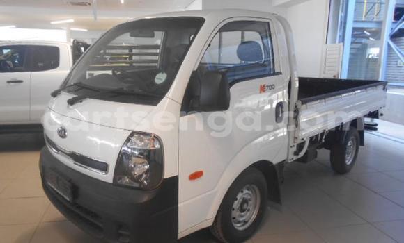 Acheter Occasion Voiture Kia K7 Blanc à Mankayane, Manzini Acheter Occasion Voiture Kia K7 Blanc à Mankayane, Manzini