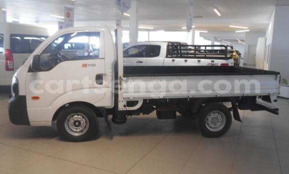 Acheter Occasion Voiture Kia K7 Blanc à Mankayane, Manzini Acheter Occasion Voiture Kia K7 Blanc à Mankayane, Manzini