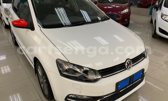 Acheter Occasion Voiture Volkswagen Polo Blanc à Ezulwini, Hhohho Acheter Occasion Voiture Volkswagen Polo Blanc à Ezulwini, Hhohho