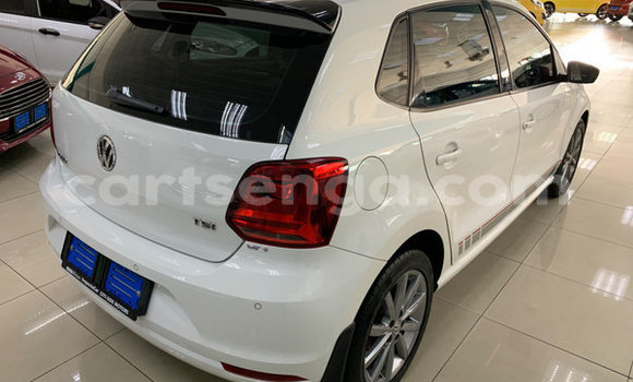 Acheter Occasion Voiture Volkswagen Polo Blanc à Ezulwini, Hhohho Acheter Occasion Voiture Volkswagen Polo Blanc à Ezulwini, Hhohho