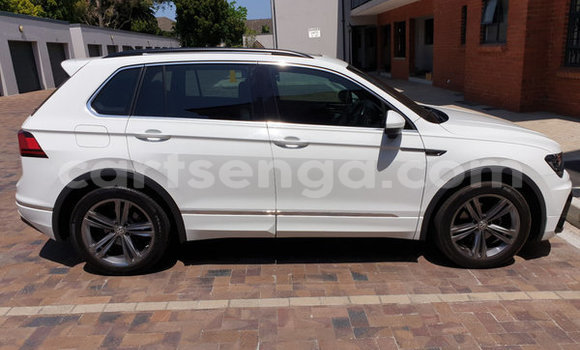 Acheter Occasion Voiture Volkswagen Tiguan Blanc à Ezulwini, Hhohho Acheter Occasion Voiture Volkswagen Tiguan Blanc à Ezulwini, Hhohho