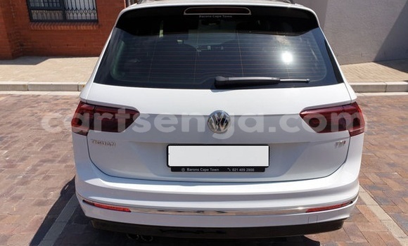 Acheter Occasion Voiture Volkswagen Tiguan Blanc à Ezulwini, Hhohho Acheter Occasion Voiture Volkswagen Tiguan Blanc à Ezulwini, Hhohho