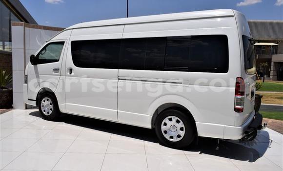 Buy Used Toyota T100 White Car in Ezulwini in Hhohho Buy Used Toyota T100 White Car in Ezulwini in Hhohho