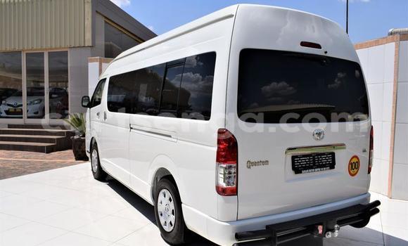 Buy Used Toyota T100 White Car in Ezulwini in Hhohho Buy Used Toyota T100 White Car in Ezulwini in Hhohho