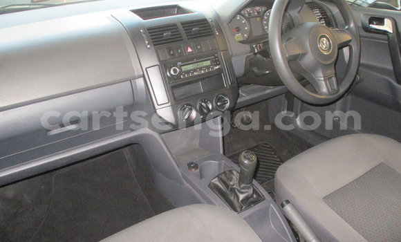 Acheter Occasion Voiture Volkswagen Polo Gris à Ezulwini, Hhohho Acheter Occasion Voiture Volkswagen Polo Gris à Ezulwini, Hhohho