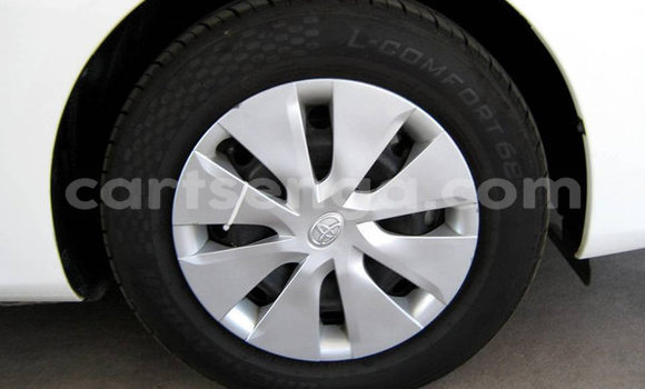 Nunua Ilio tumika Toyota Hilux White Gari ndani ya Ezulwini nchini Hhohho Nunua Ilio tumika Toyota Hilux White Gari ndani ya Ezulwini nchini Hhohho