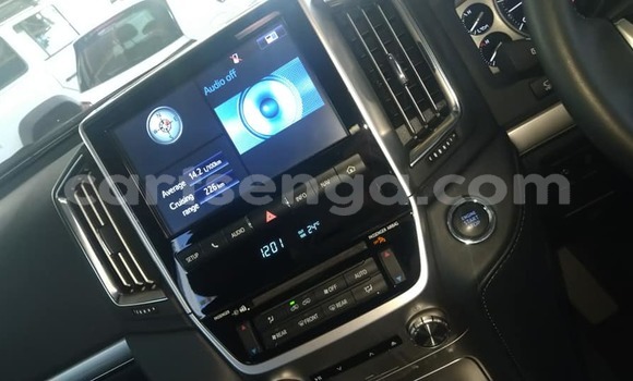 Acheter Occasion Voiture Toyota Land Cruiser Prado Beige à Bulembu, Hhohho Acheter Occasion Voiture Toyota Land Cruiser Prado Beige à Bulembu, Hhohho