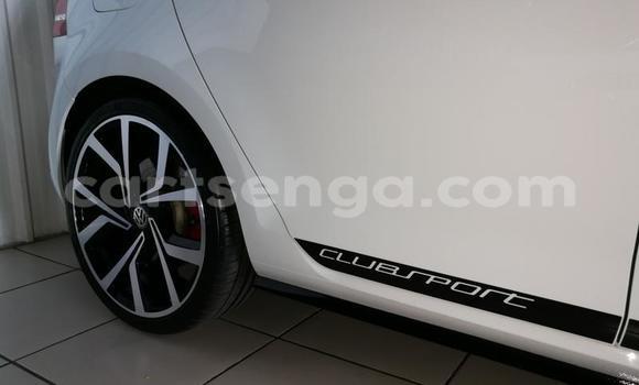Buy Used Volkswagen Golf GTI White Car in Big Bend in Lubombo District Buy Used Volkswagen Golf GTI White Car in Big Bend in Lubombo District