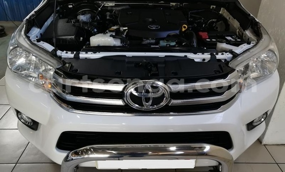 Buy Used Toyota Hilux White Car in Big Bend in Lubombo District Buy Used Toyota Hilux White Car in Big Bend in Lubombo District
