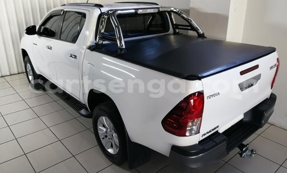Buy Used Toyota Hilux White Car in Big Bend in Lubombo District Buy Used Toyota Hilux White Car in Big Bend in Lubombo District