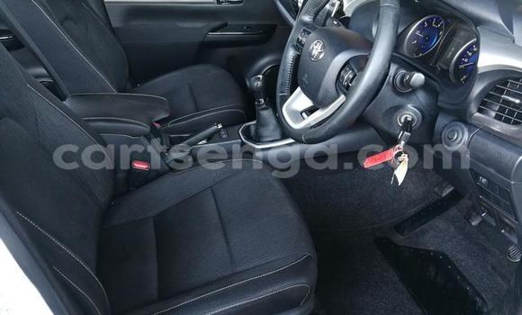 Buy Used Toyota Hilux White Car in Big Bend in Lubombo District Buy Used Toyota Hilux White Car in Big Bend in Lubombo District