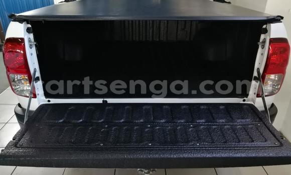 Buy Used Toyota Hilux White Car in Big Bend in Lubombo District Buy Used Toyota Hilux White Car in Big Bend in Lubombo District