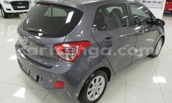 Buy Used Hyundai i10 Silver Car in Ezulwini in Hhohho Buy Used Hyundai i10 Silver Car in Ezulwini in Hhohho