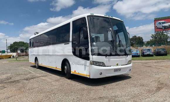 Nunua Ilio tumika Mercedes‒Benz 1120 White Lori ndani ya Mbabane nchini Manzini Nunua Ilio tumika Mercedes‒Benz 1120 White Lori ndani ya Mbabane nchini Manzini