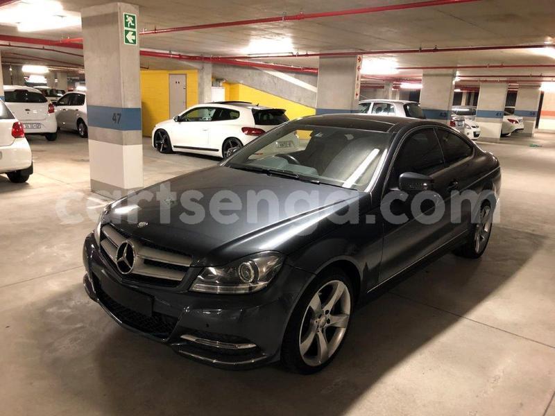 Big with watermark mercedes%e2%80%92benz c%e2%80%93class manzini manzini 10902