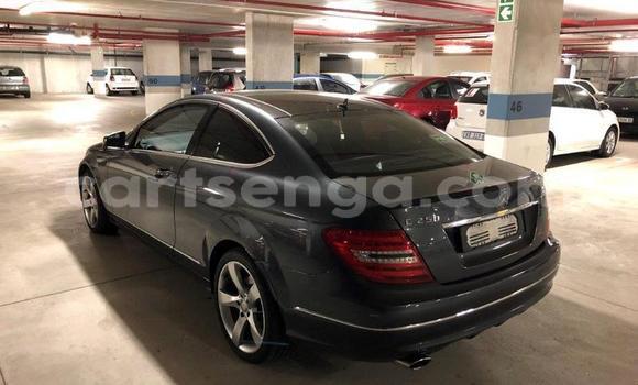 Acheter Occasion Voiture Mercedes‒Benz C–Class Noir à Manzini, Manzini Acheter Occasion Voiture Mercedes‒Benz C–Class Noir à Manzini, Manzini