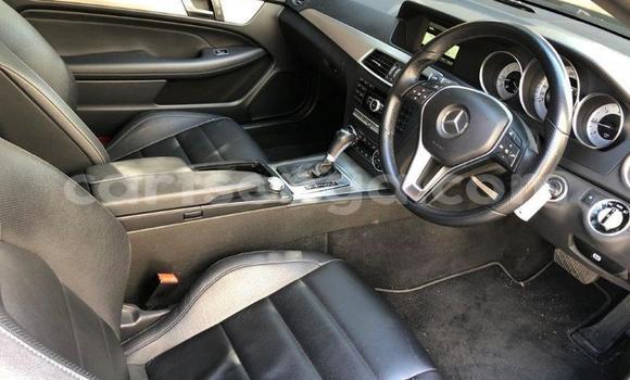 Acheter Occasion Voiture Mercedes‒Benz C–Class Noir à Manzini, Manzini Acheter Occasion Voiture Mercedes‒Benz C–Class Noir à Manzini, Manzini