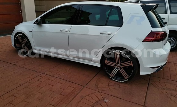 Buy Used Volkswagen Golf R White Car in Mbabane in Manzini Buy Used Volkswagen Golf R White Car in Mbabane in Manzini