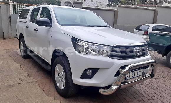Buy Used Toyota Hilux White Car in Big Bend in Lubombo Buy Used Toyota Hilux White Car in Big Bend in Lubombo