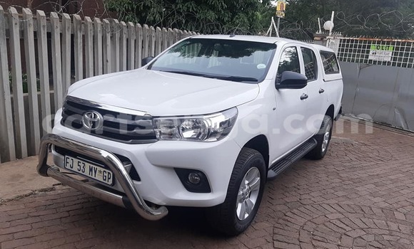 Buy Used Toyota Hilux White Car in Big Bend in Lubombo Buy Used Toyota Hilux White Car in Big Bend in Lubombo