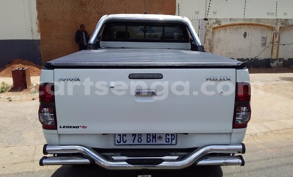 Buy Used Toyota Hilux White Car in Big Bend in Lubombo Buy Used Toyota Hilux White Car in Big Bend in Lubombo