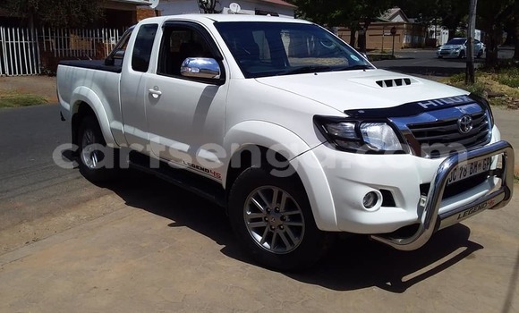 Buy Used Toyota Hilux White Car in Big Bend in Lubombo Buy Used Toyota Hilux White Car in Big Bend in Lubombo