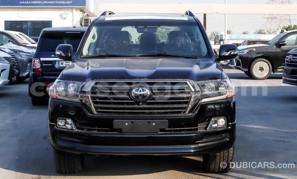 Nunua Imported Toyota Land Cruiser Black Gari ndani ya Import - Dubai nchini Hhohho Nunua Imported Toyota Land Cruiser Black Gari ndani ya Import - Dubai nchini Hhohho
