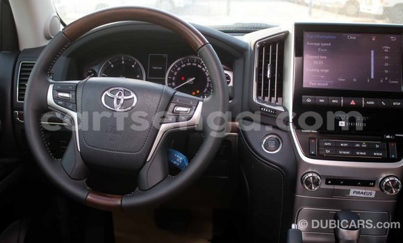 Nunua Imported Toyota Land Cruiser Black Gari ndani ya Import - Dubai nchini Hhohho Nunua Imported Toyota Land Cruiser Black Gari ndani ya Import - Dubai nchini Hhohho