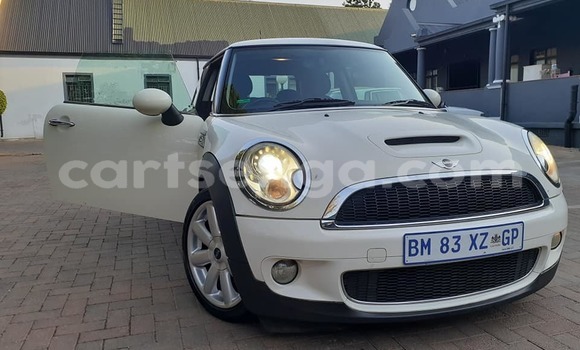Buy Used MINI Cooper Other Car in Big Bend in Lubombo District Buy Used MINI Cooper Other Car in Big Bend in Lubombo District
