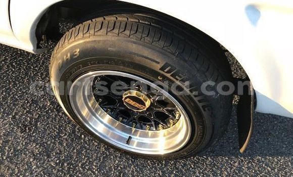 Buy Used Toyota Pickup White Car in Big Bend in Lubombo District Buy Used Toyota Pickup White Car in Big Bend in Lubombo District