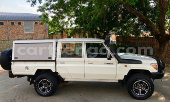 Buy Used Toyota Land Cruiser Other Car in Big Bend in Lubombo District Buy Used Toyota Land Cruiser Other Car in Big Bend in Lubombo District
